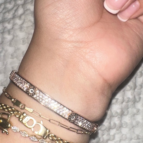 LUX BANGLE✨Rose Gold screw rivet pave crystal BRACELET love bangle Henri bendel - Picture 12 of 17